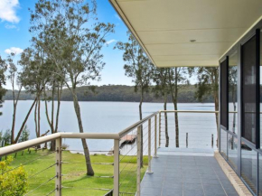 James Crescent 48